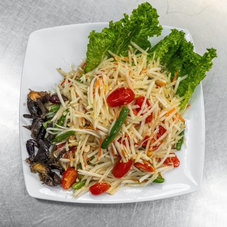 Som Tum Pu Pla La Salad / ส้มตำ ปูปลาร้า.