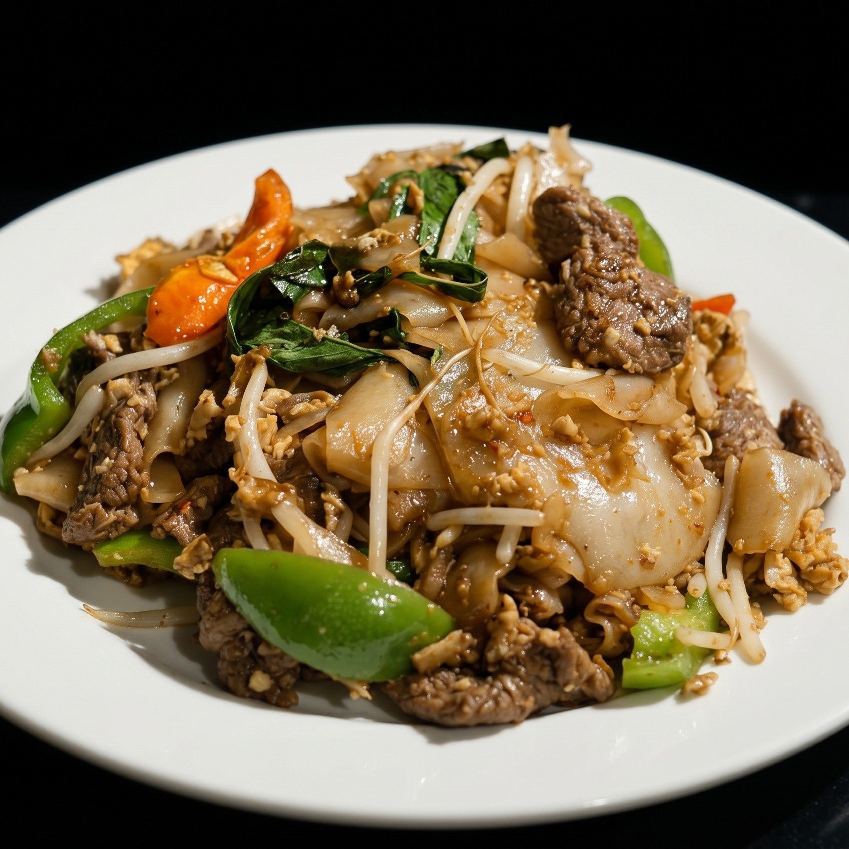Pad Kee Mao with Beef / ผัดขี้เมาเนื้อ.